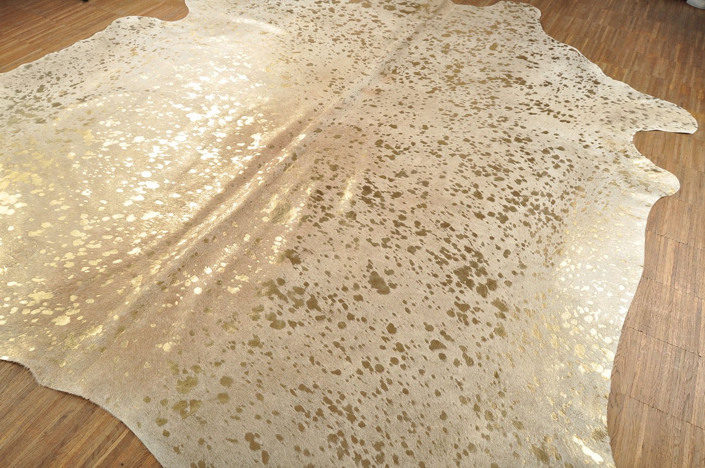 KUHFELL online & NOMAD Fellteppich Kuhfell Rinderfell Teppich hellgrau Silber & Gold Metallic Effekt XL Bild 3