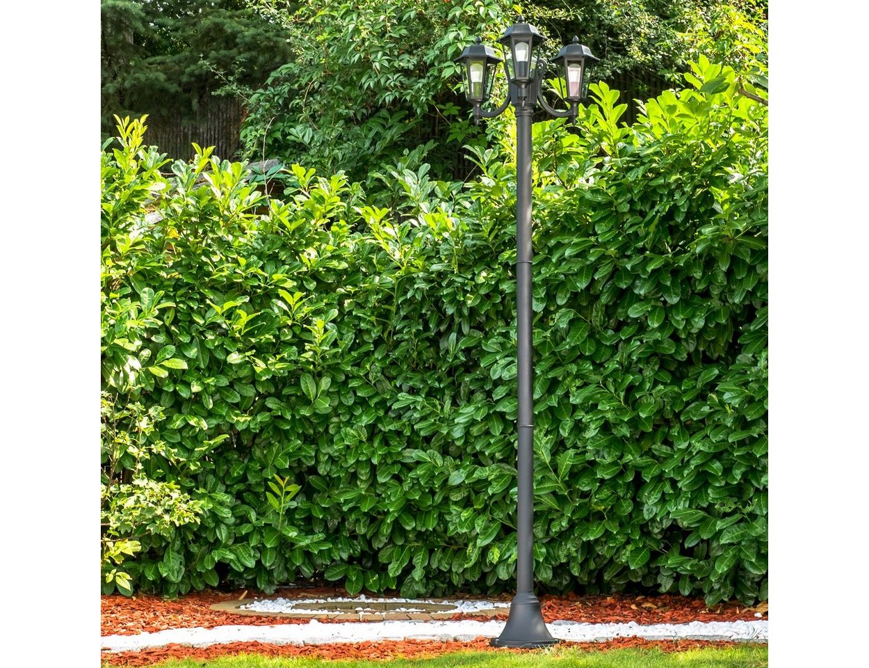 hofstein Außen-Stehlampe »Parco« Außenleuchte Kandelaber in antikem Look, ohne Leuchtmittel, Aluguss in Schwarz matt mit Milchglas-Scheiben, 3-armig, E27, IP44 Bild 2