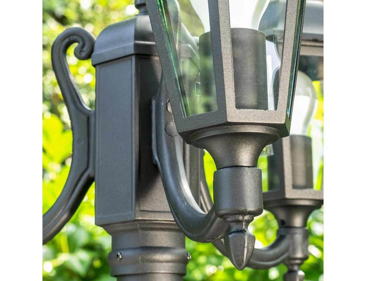 hofstein Außen-Stehlampe »Parco« Außenleuchte Kandelaber in antikem Look, ohne Leuchtmittel, Aluguss in Schwarz matt mit Milchglas-Scheiben, 3-armig, E27, IP44 Bild 3
