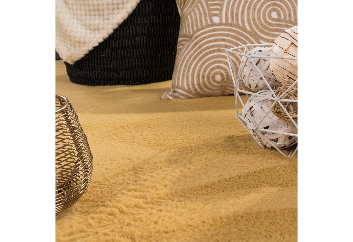 TeppichHome24 Teppich Teppich gold weich pflegeleicht saugrobotergeeignet für Wohnbereiche, rechteckig