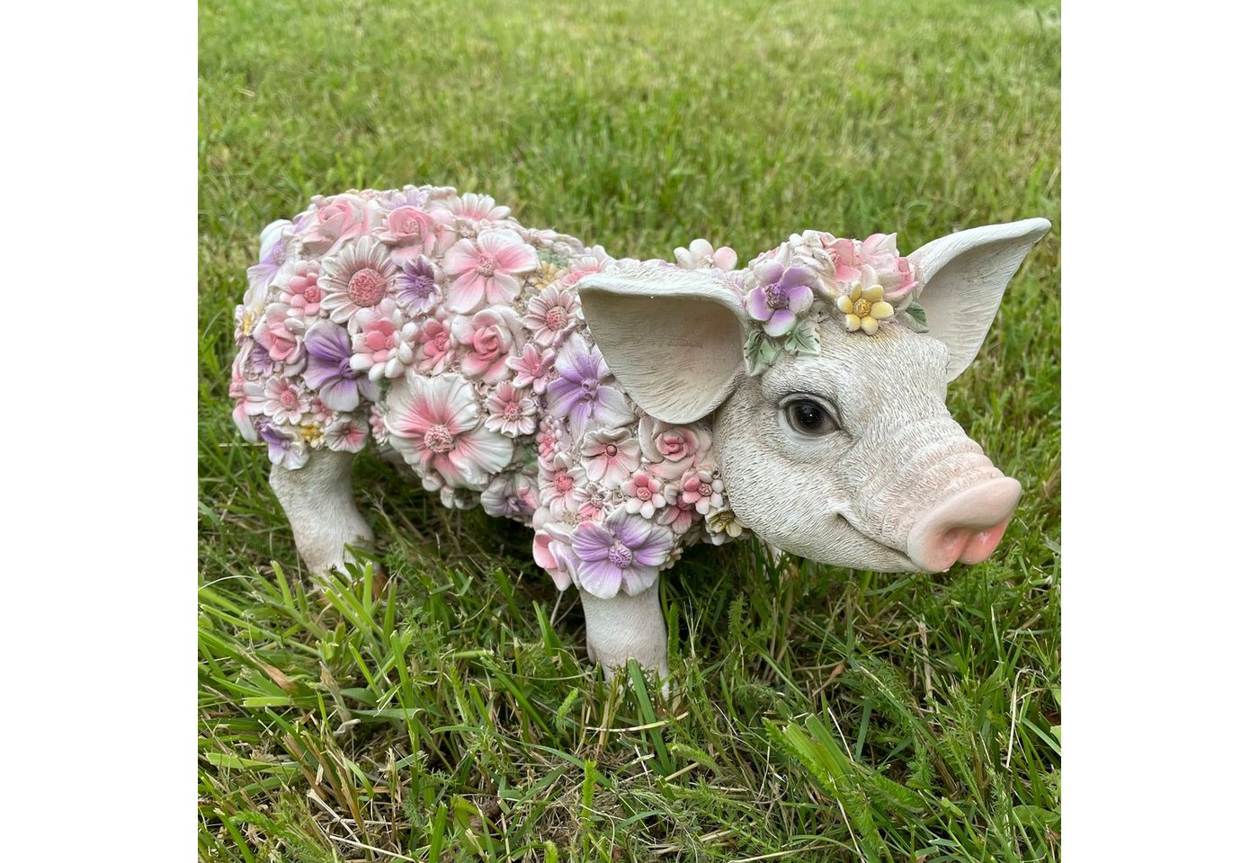 Online-Fuchs Gartenfigur süßes STEHENDES Schwein mit Blumenkleid verziert Ferkel Tiere groß, Maße 34 cm lang, 14 cm breit und 18 cm hoch, Balkon, Terrasse Bild 2