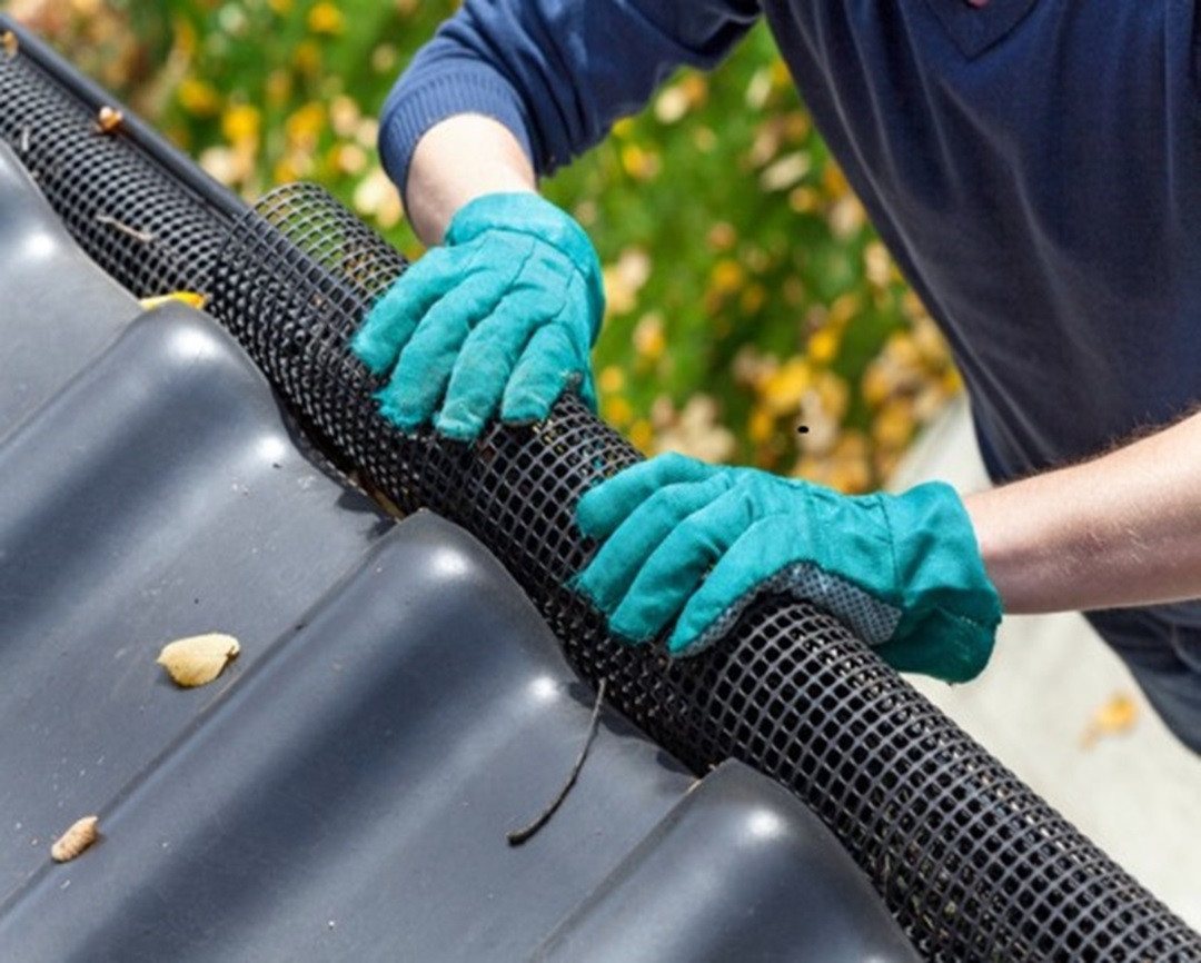EraGreen Dachrinne Laubschutzgitter 1m länge für Dachrinnen 100mm-125mm Dachrinnenschutz, 1m länge, für Dachrinnen 100mm-125mm Bild 2