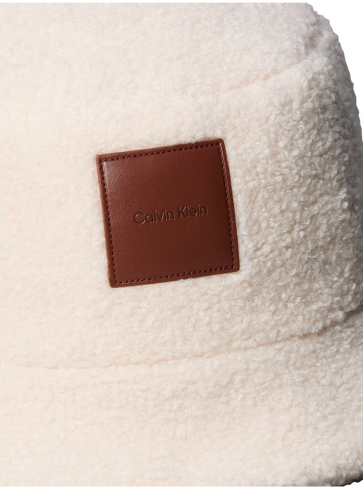 Calvin Klein Fischerhut ALL-OVER SHERPA PATCH BUCKET Regular fit mit Fellimitat Bild 3