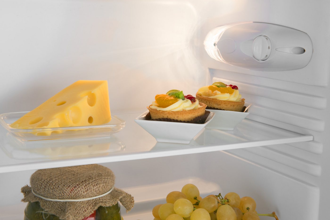 Amica Vollraumkühlschrank VKS 351 155 W, 85 cm hoch, 48 cm breit, Stilvoll, leise, perfekt organisiert – ideal für kleine Räume Bild 2