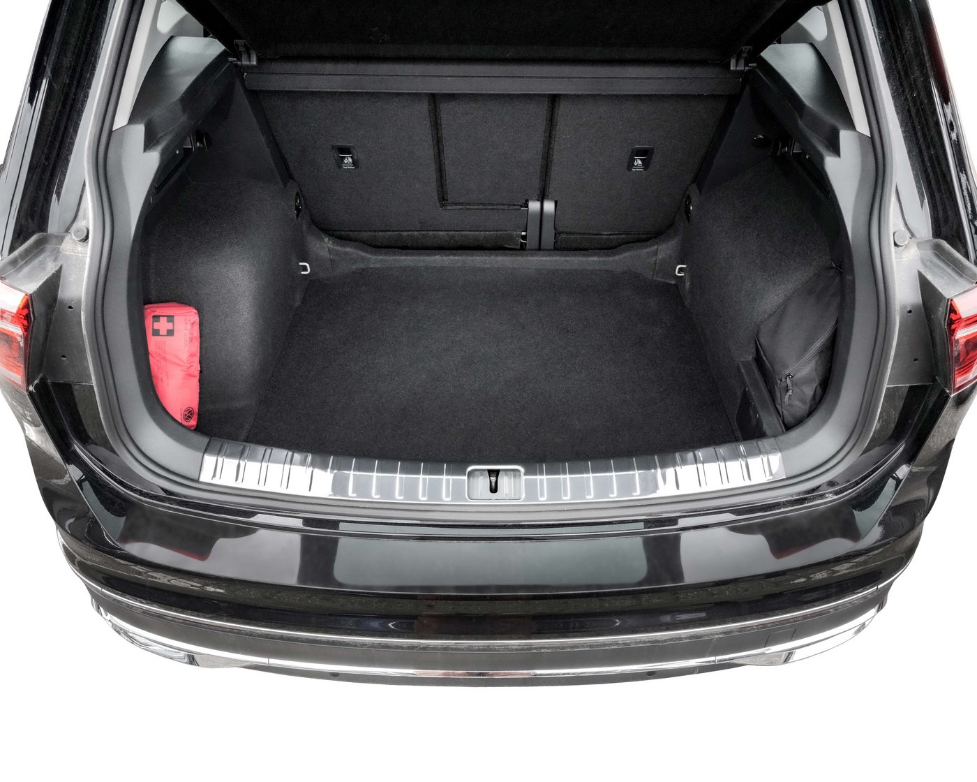 RECAMBO Ladekantenschutz für VW Tiguan II, BJ ab 2016> Stoßstangenschutz, V2A rostfrei, Exklusive Optik, praktischer Schutz & perfekte Passform