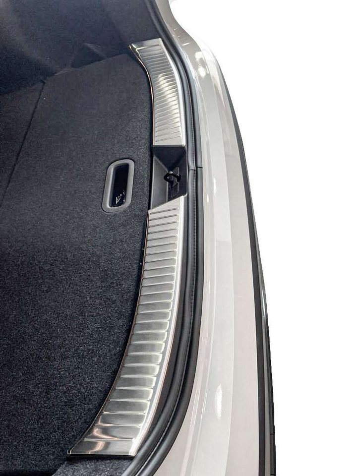 RECAMBO Ladekantenschutz für Nissan Qashqai J12, BJ ab 2021> Stoßstangenschutz, V2A rostfrei, Exklusive Optik, praktischer Schutz & perfekte Passform Bild 5