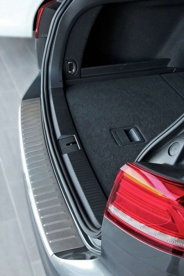RECAMBO Ladekantenschutz für VW PASSAT B8 VARIANT + ALLTRACK ab 2014 Stoßstangenschutz, V2A rostfrei, Exklusive Optik, praktischer Schutz & perfekte Passform
