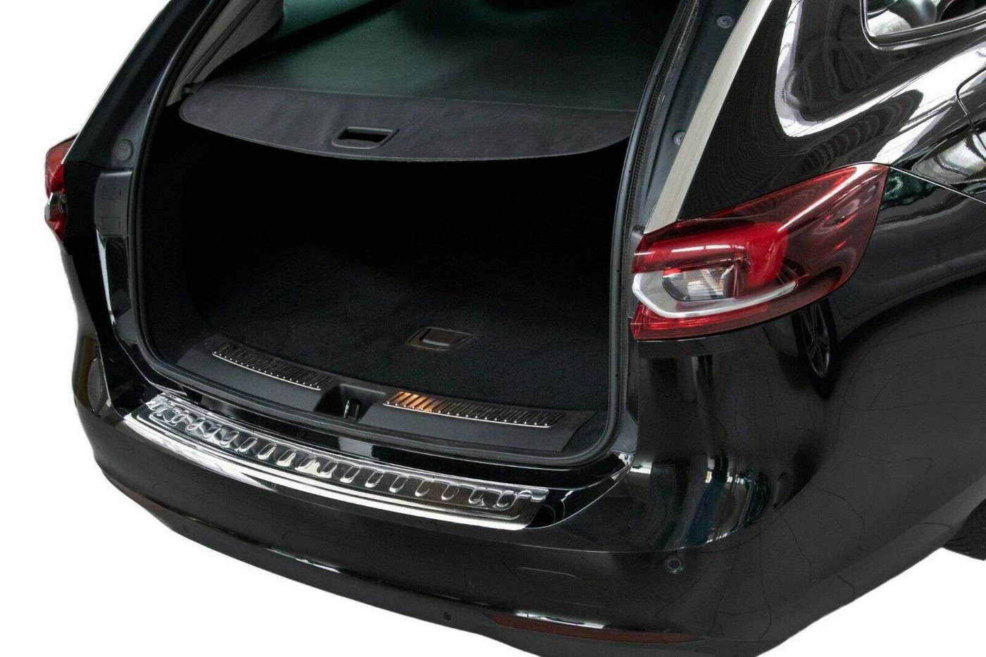 RECAMBO Ladekantenschutz für OPEL INSIGNIA B SPORTS TOURER ab BJ 2017> Stoßstangenschutz, V2A rostfrei, Exklusive Optik, praktischer Schutz & perfekte Passform
