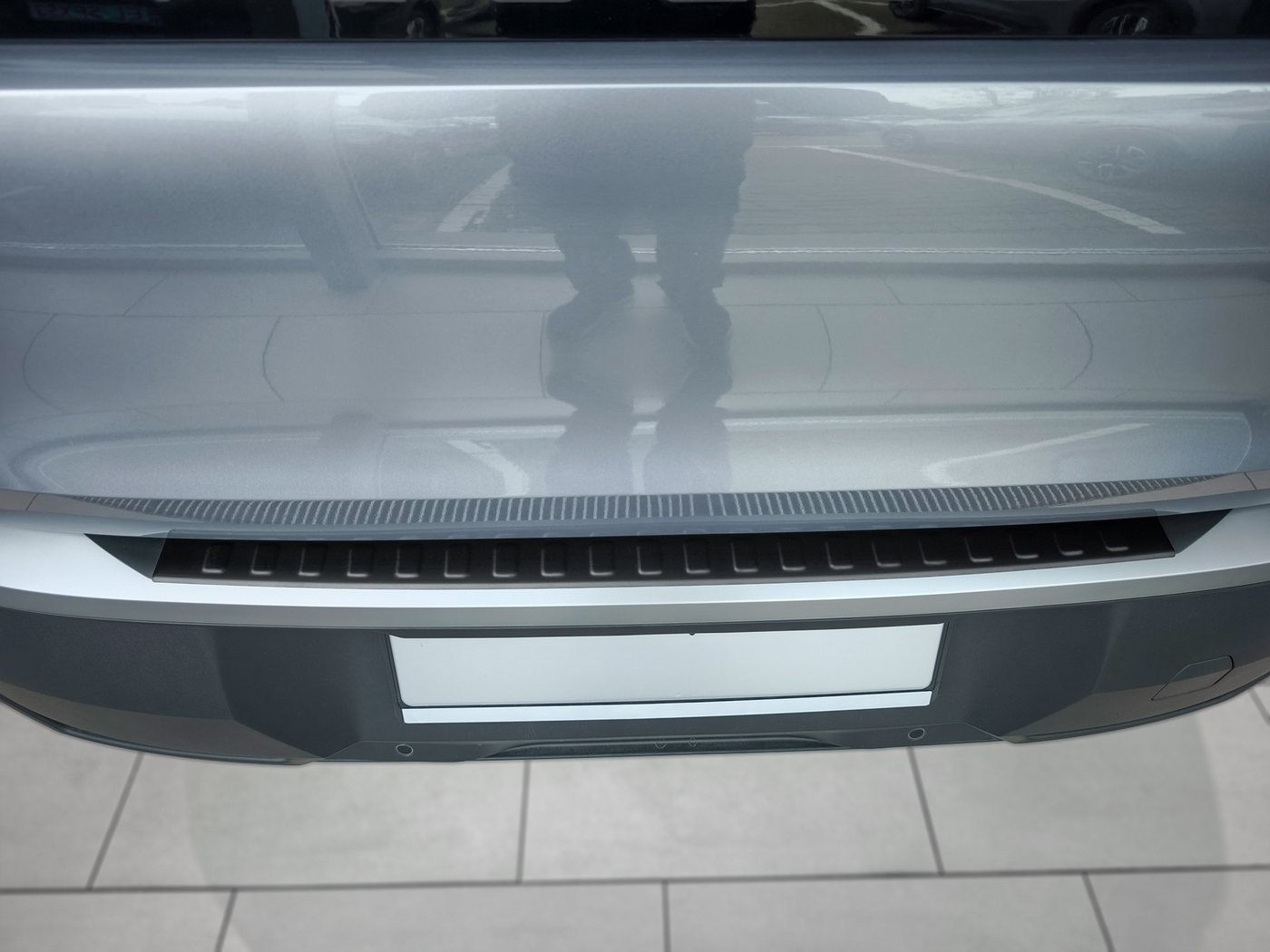 tuning-art Ladekantenschutz L3164 Edelstahl passgenau für Peugeot 5008 3/ e-5008 3 2024-