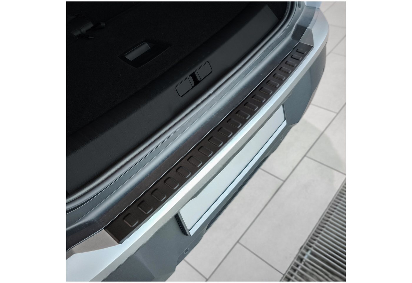 tuning-art Ladekantenschutz L3164 Edelstahl passgenau für Peugeot 5008 3/ e-5008 3 2024- Bild 3