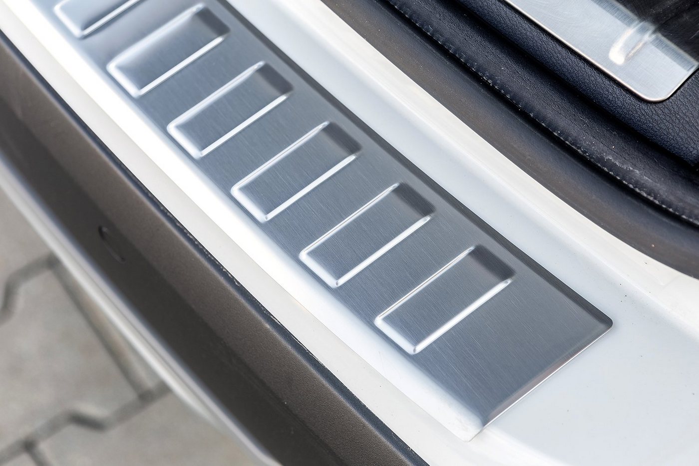 tuning-art Ladekantenschutz L196 Edelstahl passgenau für BMW X1 F48 2015-2022 Bild 5