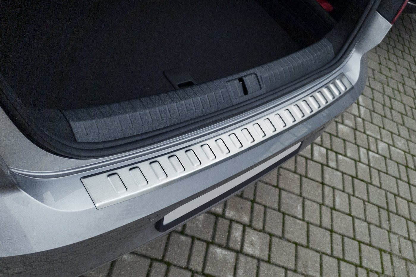 tuning-art Ladekantenschutz L385 Edelstahl passgenau für VW Passat B8 Limo 2019-