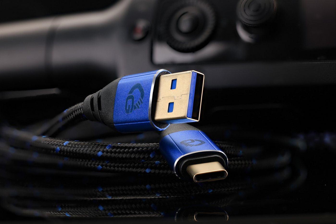 OEHLBACH GAMING New Game Blue USB-Kabel, USB 3.2 Gen 1 Typ-A, USB Typ-C (200 cm), 24kt vergoldete Kontakte