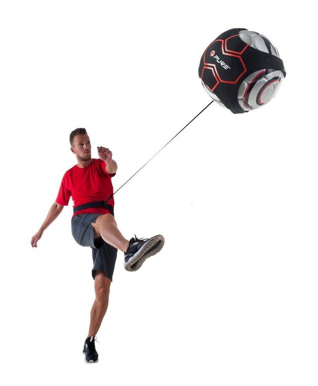 Pure 2 Improve Trainingshilfe Fußballtrainer, mit anpassbarem Neopren-Gürtel
