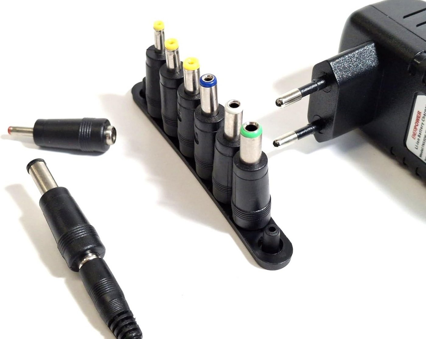 FELIXLEO GS Ladegerät 4,2V 2A für 3,6V-3,7V Li-Ion Akku mit 5,5x2,1mm Stecker KFZ-Netzteil Bild 3