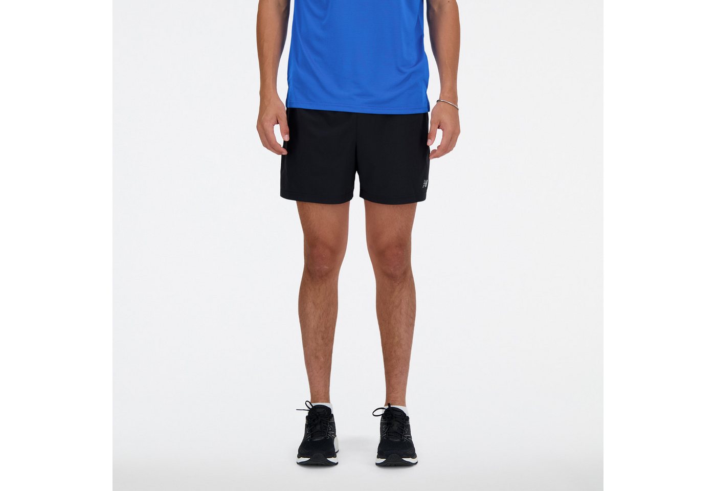 New Balance Laufshorts SPORT ESSENTIAL SHORT 5 für Laufen und Fitness, in sportlichem Stil, feuchtigkeitsabweisend Bild 4