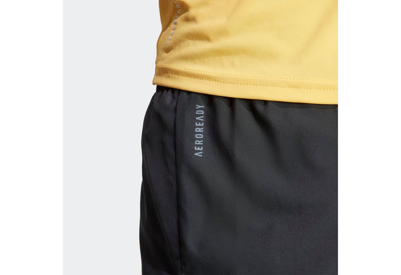 adidas Performance Laufshorts ADIZERO E SHORT (1-tlg) Die Laufshorts ist mit einem integrierten Innenslip ausgestattet. Bild 2