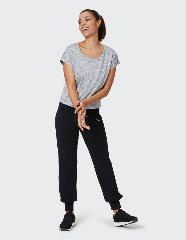 Venice Beach Yogahose UMA schwarze Grundfarbe, aus Baumwolle, Modal und Elasthan