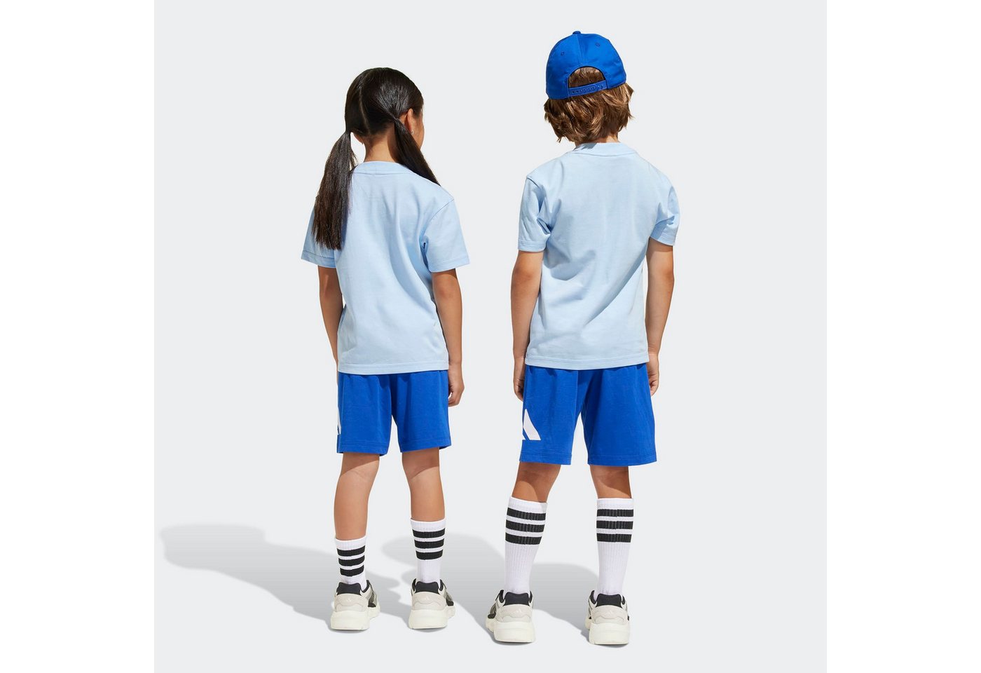 adidas Sportswear Trainingsanzug ESSENTIALS KIDS -SET (2-tlg), für Kinder, zweiteilig, aus Baumwolle