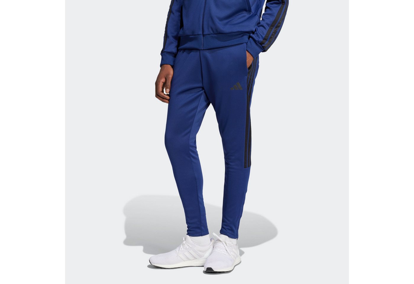 adidas Sportswear Sporthose TIRO mit Kordelverschluss, normal-weiter Schnitt