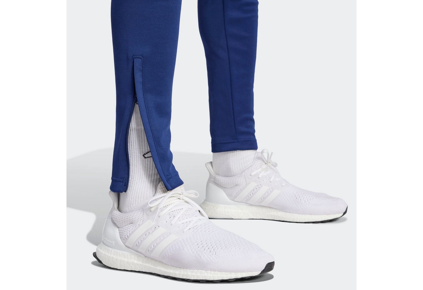 adidas Sportswear Sporthose TIRO mit Kordelverschluss, normal-weiter Schnitt Bild 3