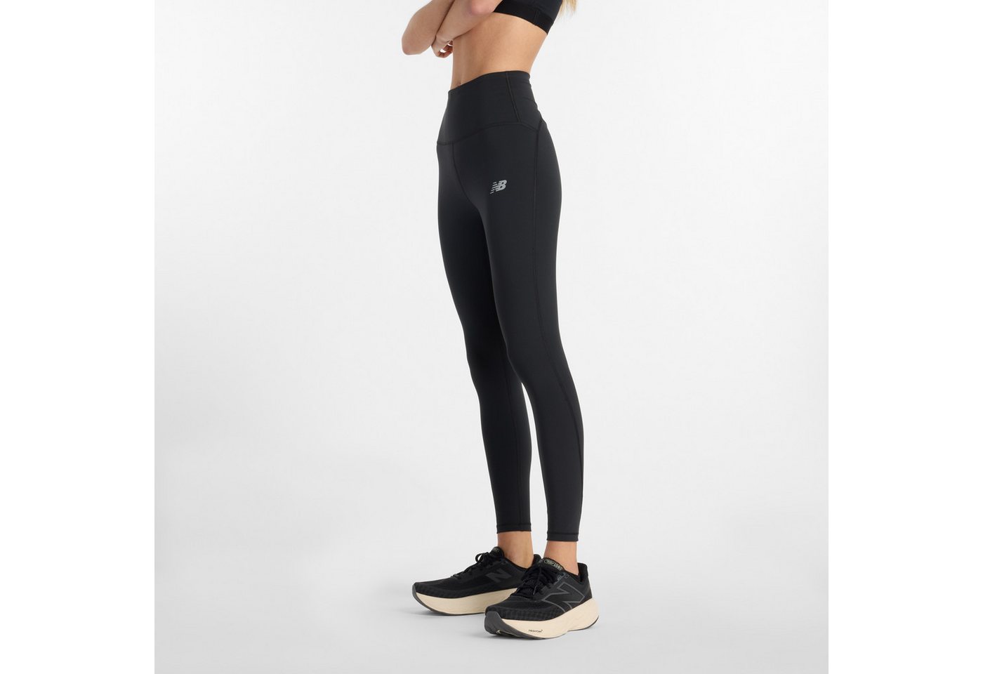 New Balance Lauftights Sleek High Rise Legging 25" für Laufen, mit hohem Bund Bild 4