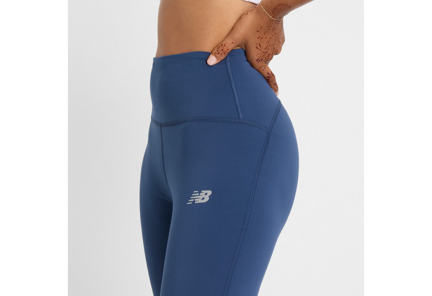 New Balance Lauftights Sleek High Rise Legging 27" mit Elasthan-Anteil, aus Polyester und Elasthan, High-Rise-Bund Bild 4