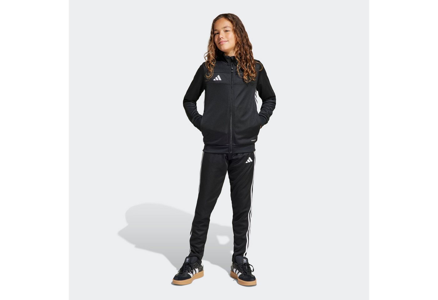 adidas Performance Trainingsanzug TIRO 25 ESSENTIALS KIDS (2-tlg), für Kinder, mit 2 Teilen, aus Polyester Bild 4