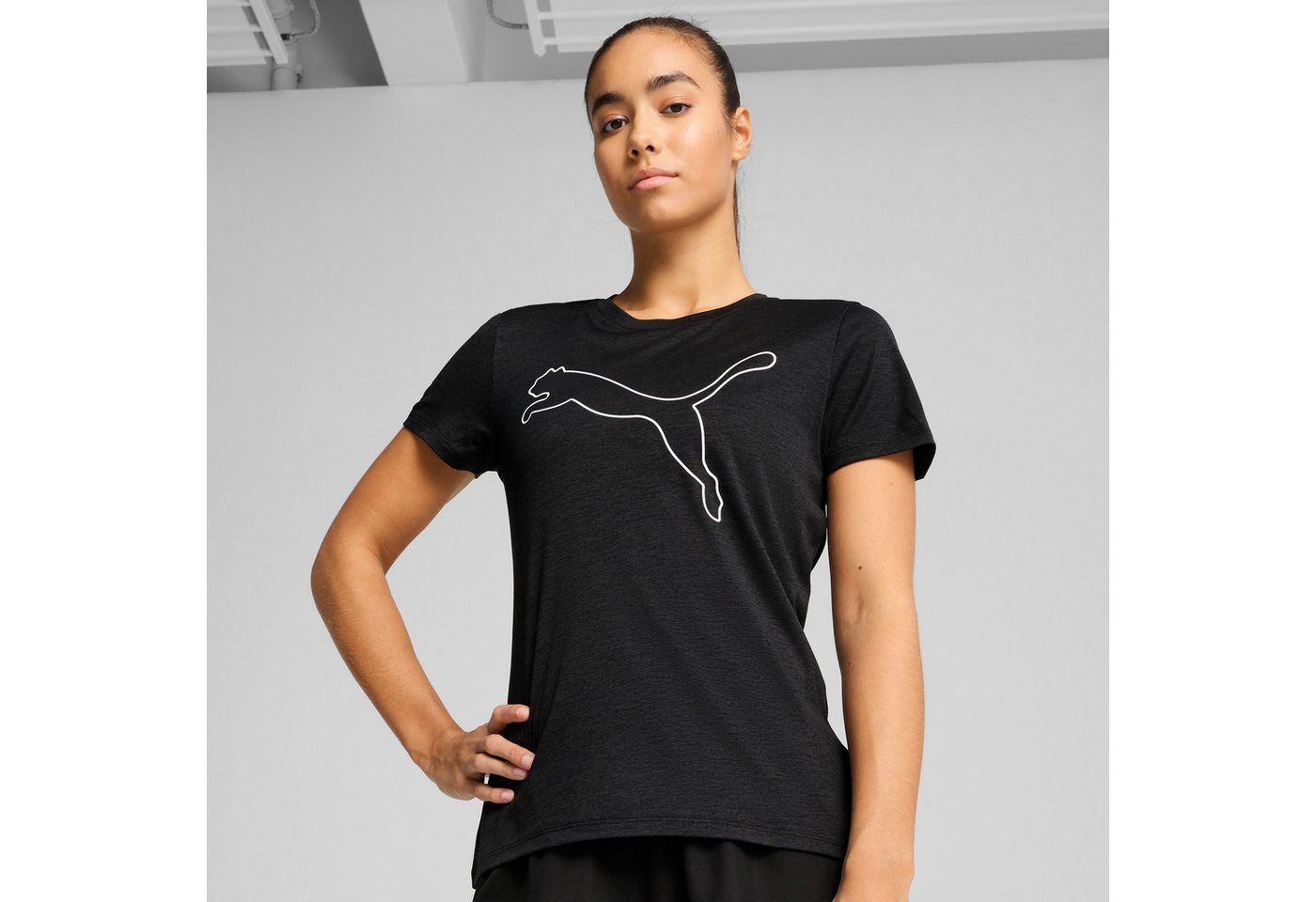 PUMA Trainingsshirt W TAD ESSENTIAL HEATHER LOGO TEE Kurzarm, sportliches T-Shirt, für sportliche Aktivitäten Bild 4