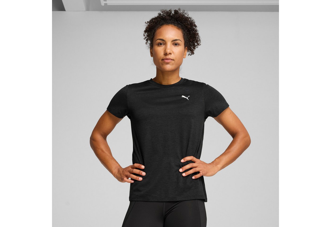 PUMA Trainingsshirt W TAD ESSENTIAL HEATHER TEE mit kleinem Logo auf der Brust, Kurzarm, in normaler Länge Bild 2