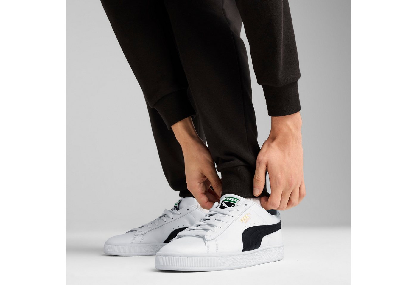 PUMA Trainingsanzug ESS NO1 LOGO TR KNITTED SUIT (2-tlg), zweiteiliges Set, mit hohem Kragen, mit gerippten Bündchen Bild 4