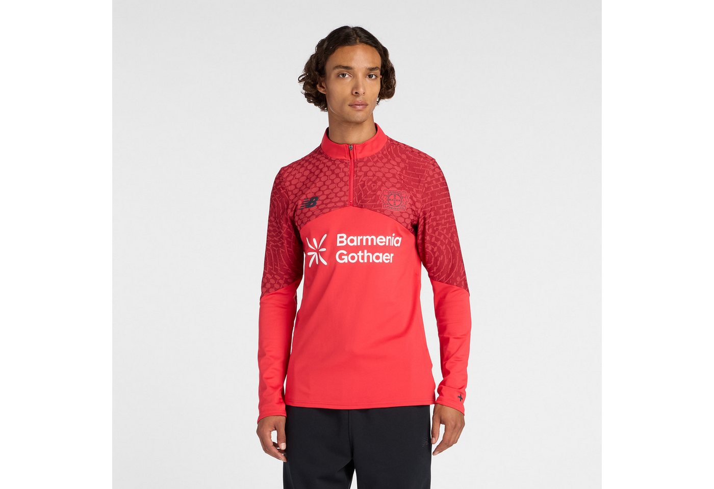 New Balance Trainingsshirt BAYER 04 LEVERKUSEN MIDLAYER Langarm-Schnitt, schnell trocknend, atmungsaktiv Bild 3