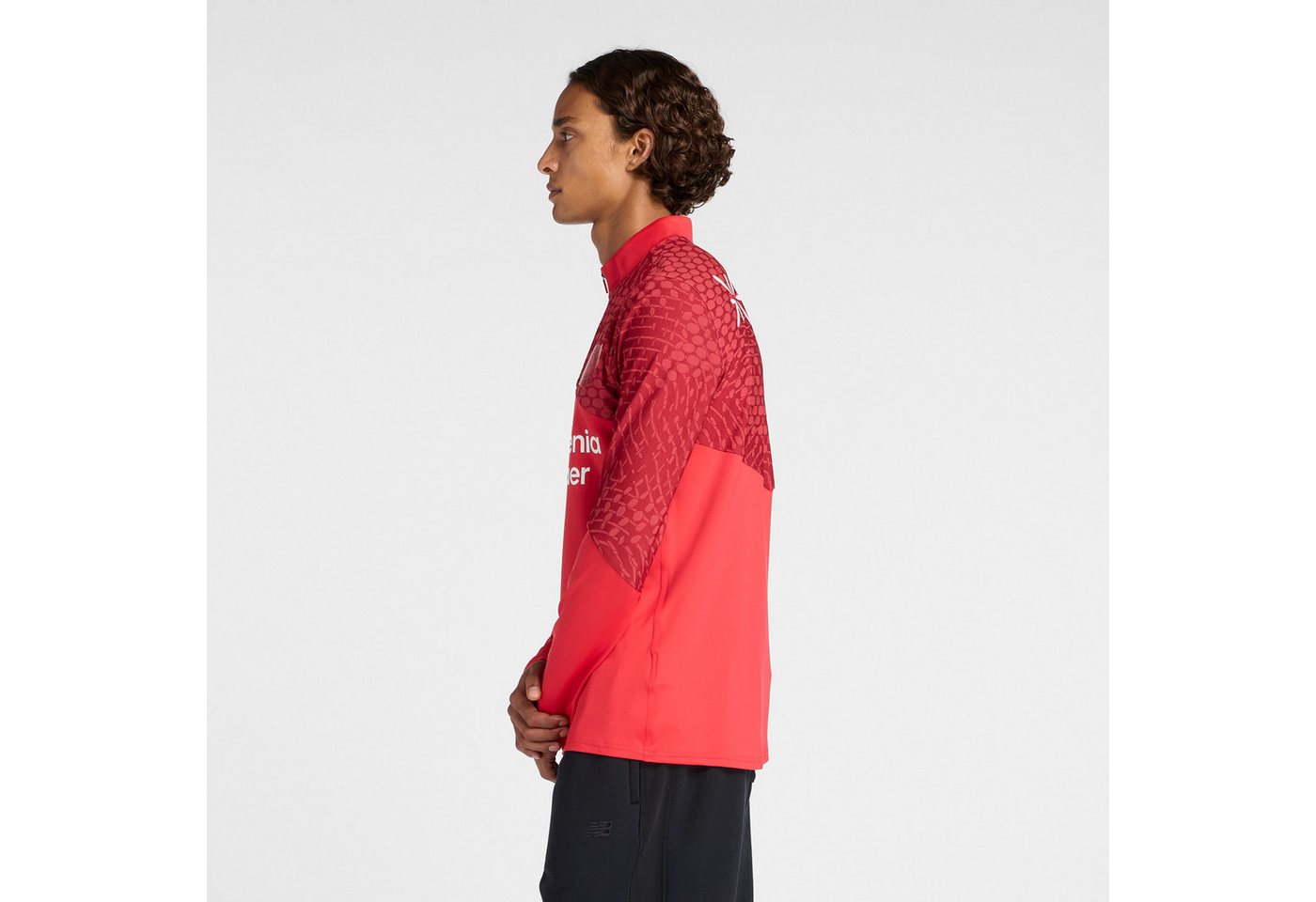 New Balance Trainingsshirt BAYER 04 LEVERKUSEN MIDLAYER Langarm-Schnitt, schnell trocknend, atmungsaktiv Bild 5