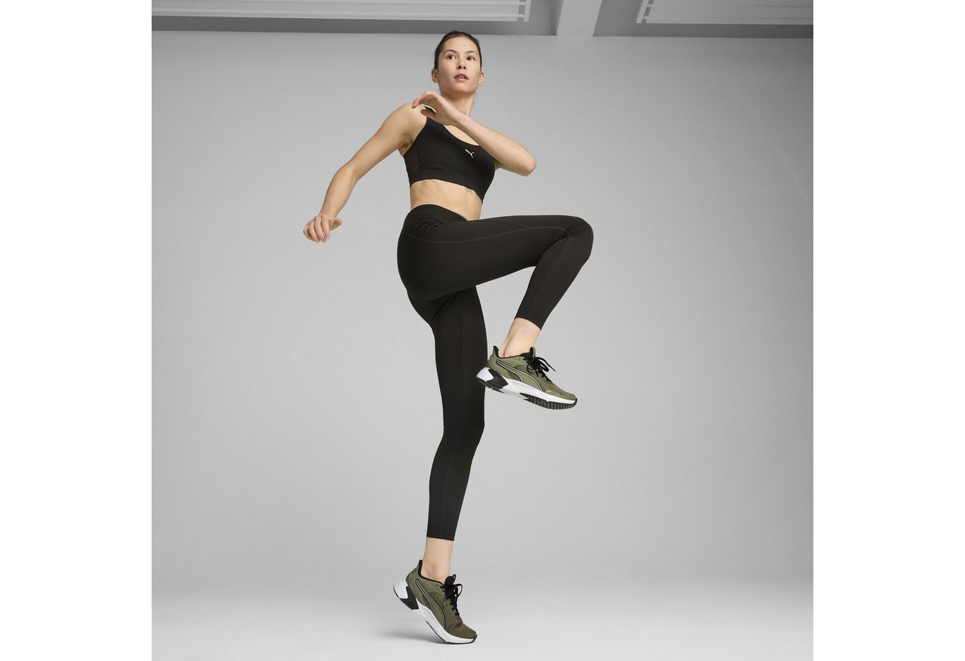 PUMA Trainingstights TAD ESSENTIALS Leggings Damen Bild 3