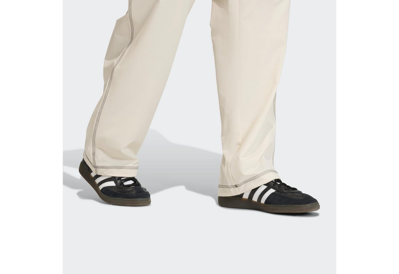 adidas Originals Sporthose TREFOIL ESSENTIALS, GEWEBTES MATERIAL Bild 3