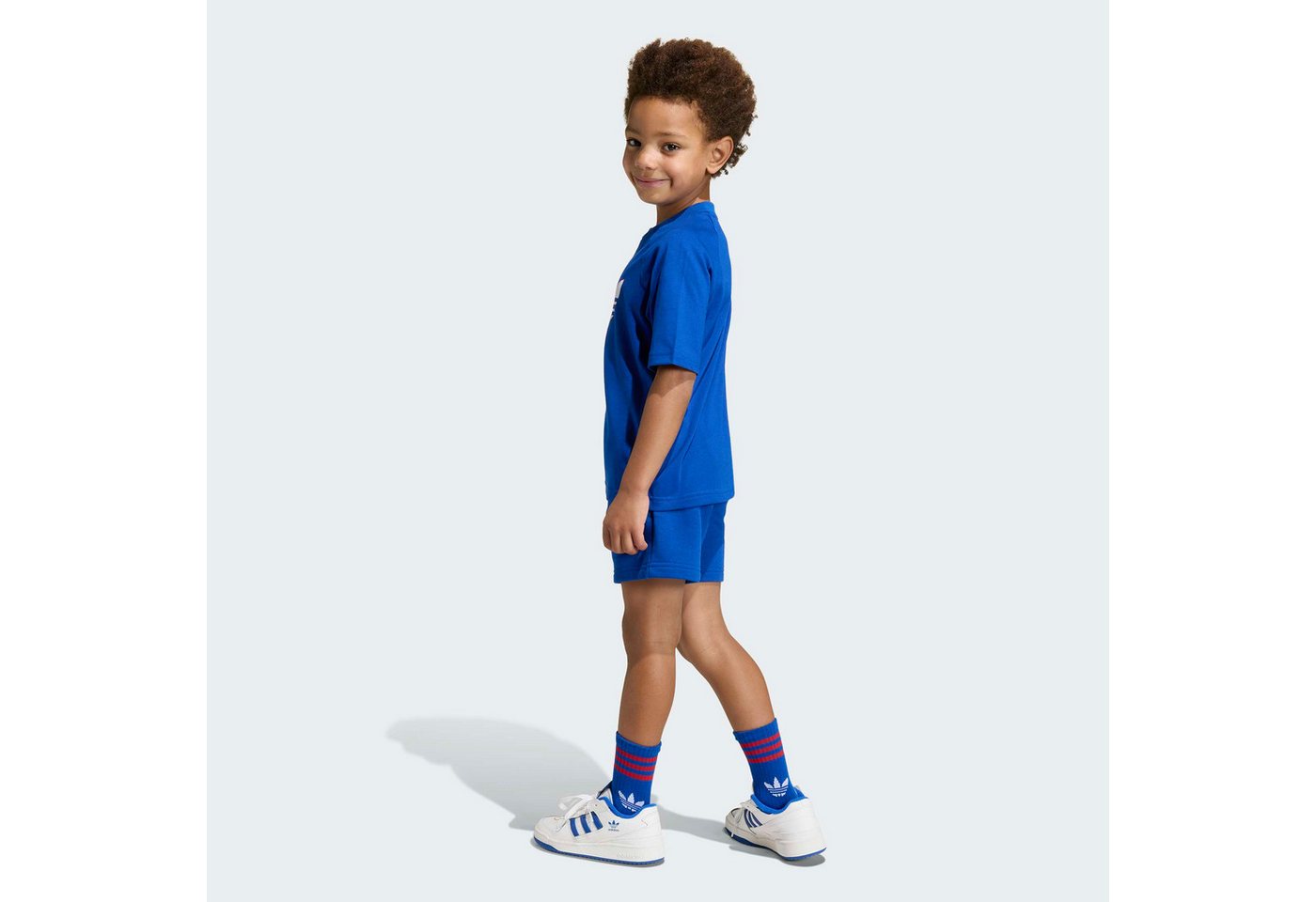 adidas Originals Trainingsanzug LOCKERES KURZES -SET MIT TREFOIL (2-tlg), für Kinder, mit 2 Teilen, aus Baumwolle, neutraler Schnitt Bild 3