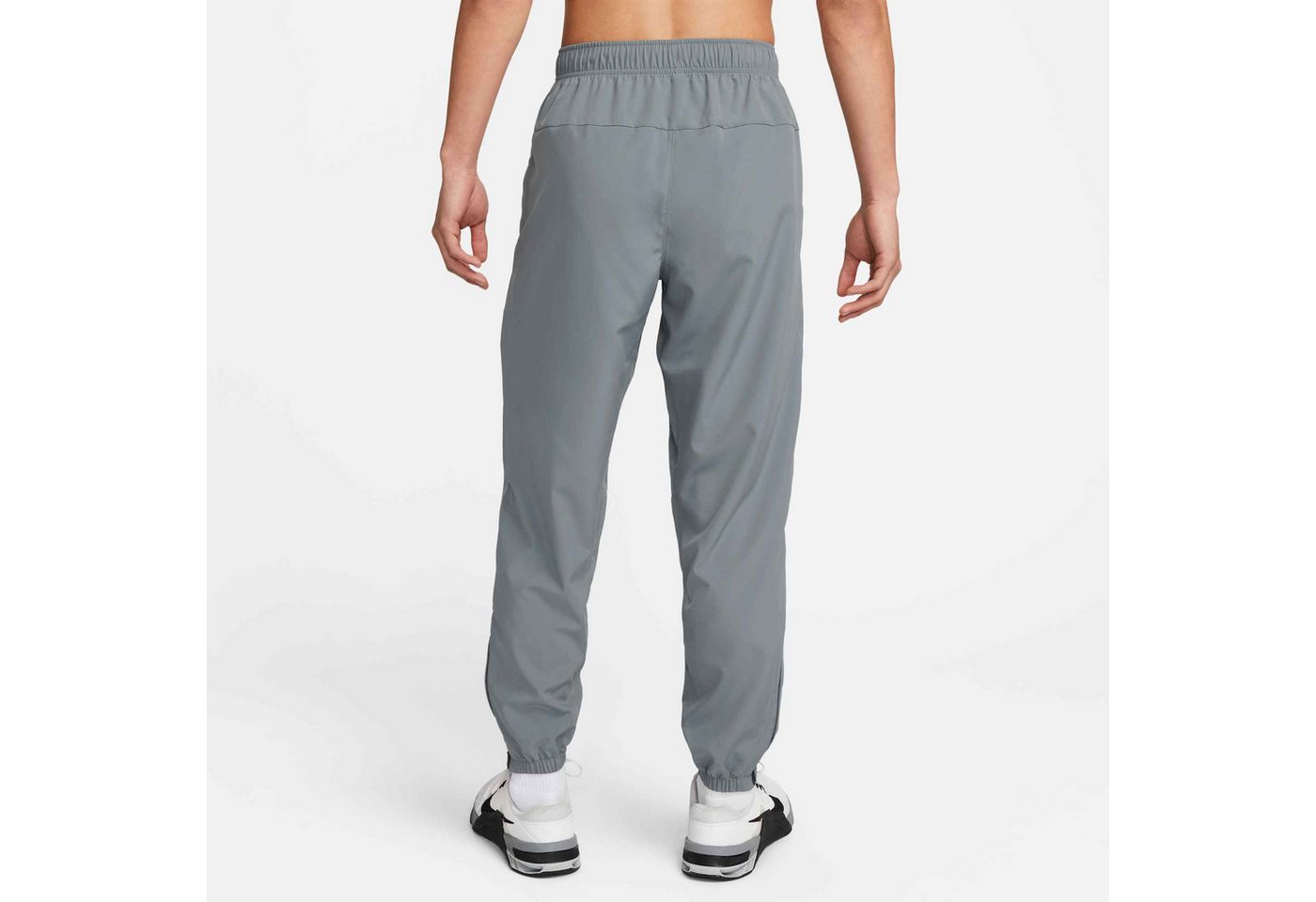 Nike Sporthose M NK DF FORM PANT TPR mit Seitentaschen, schweißableitendes Material Bild 5
