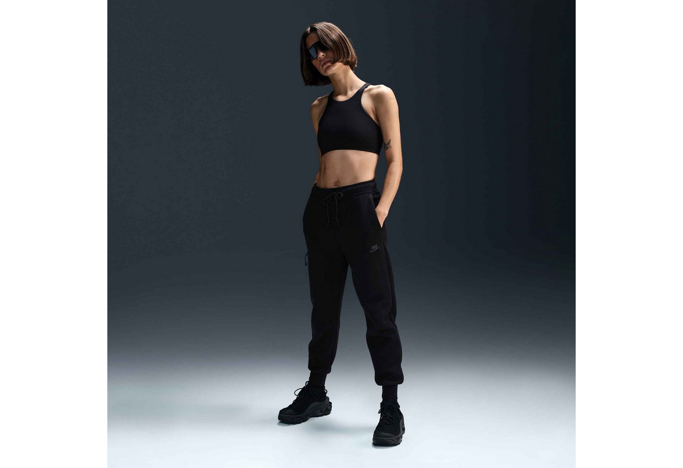 Nike Sportswear Sporthose W NSW TCH FLC MR JGGER 2 mit Logodrucken, atmungsaktiv, schnell trocknend Bild 5