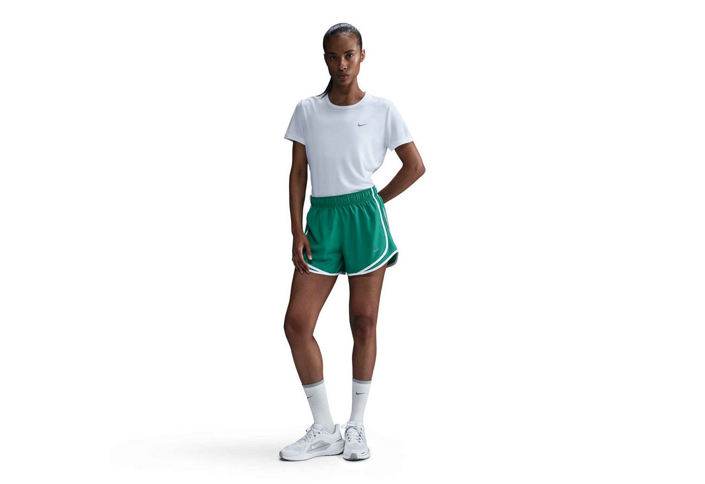Nike Laufshirt W NK TEMPO DF SS TOP mit reflektierendem Logo, atmungsaktiv, schnell trocknend