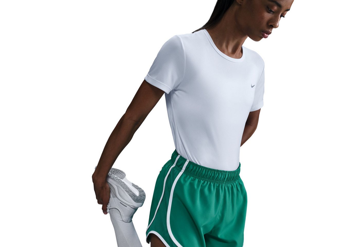 Nike Laufshirt W NK TEMPO DF SS TOP mit reflektierendem Logo, atmungsaktiv, schnell trocknend Bild 4