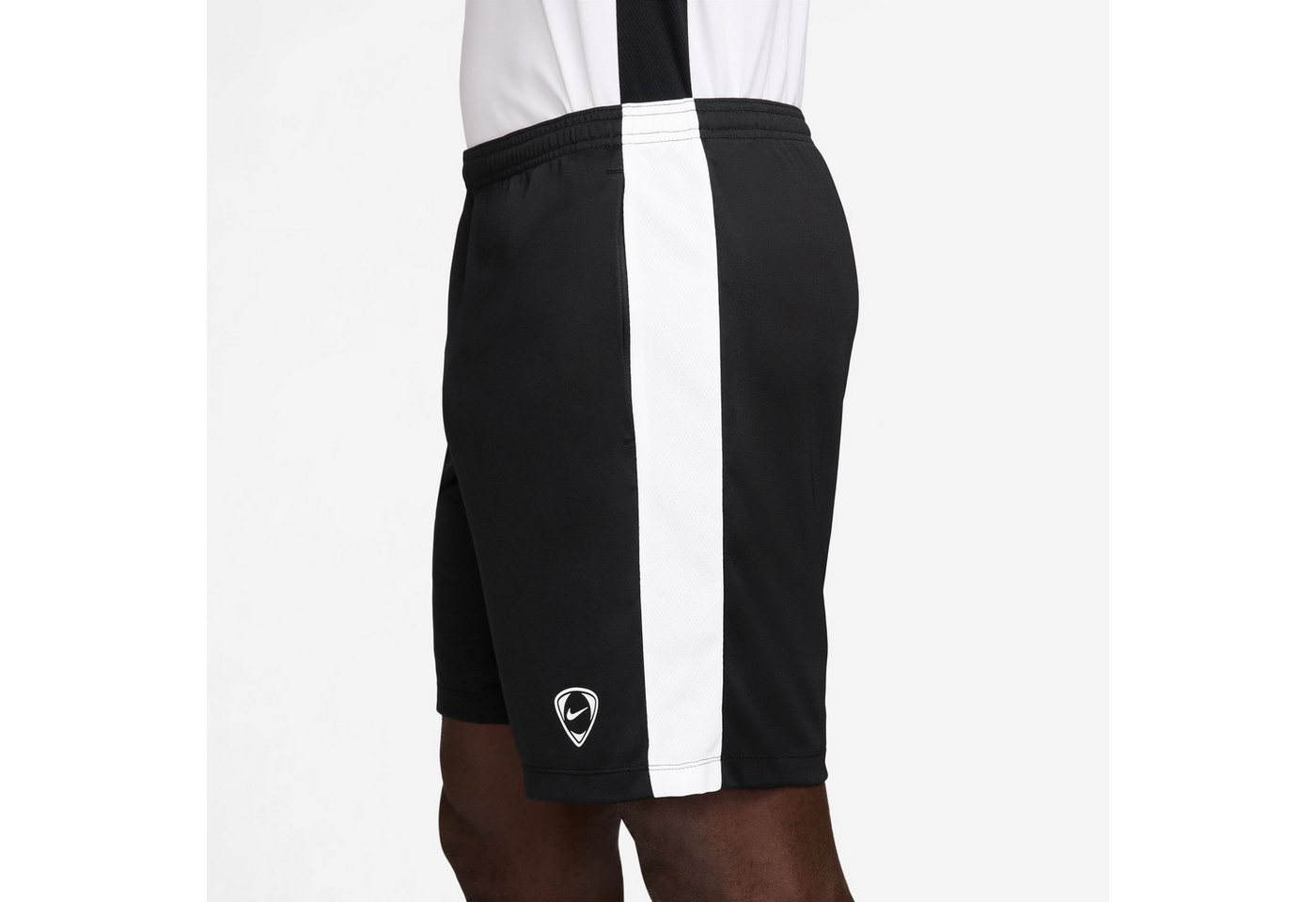 Nike Trainingsshorts M NK DF ACD+ SHORT GX HBR mit Dri-FIT-Technologie, feuchtigkeitsableitend, aus Polyester Bild 3