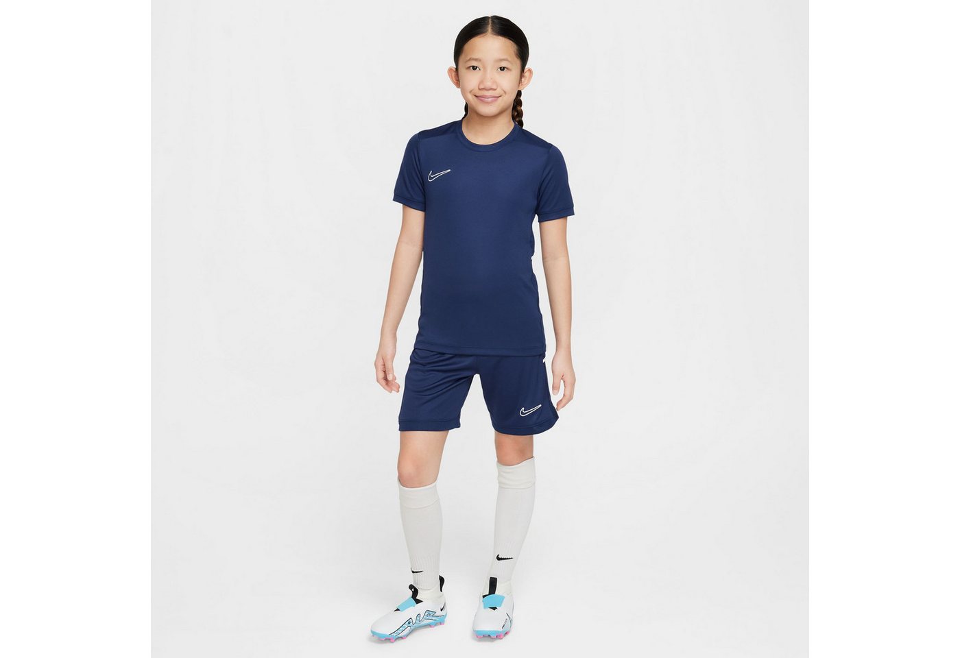 Nike Trainingsshirt Nike Academy Big Kids' Dri-FIT Soccer Top Für Kinder und Jugendliche Bild 4