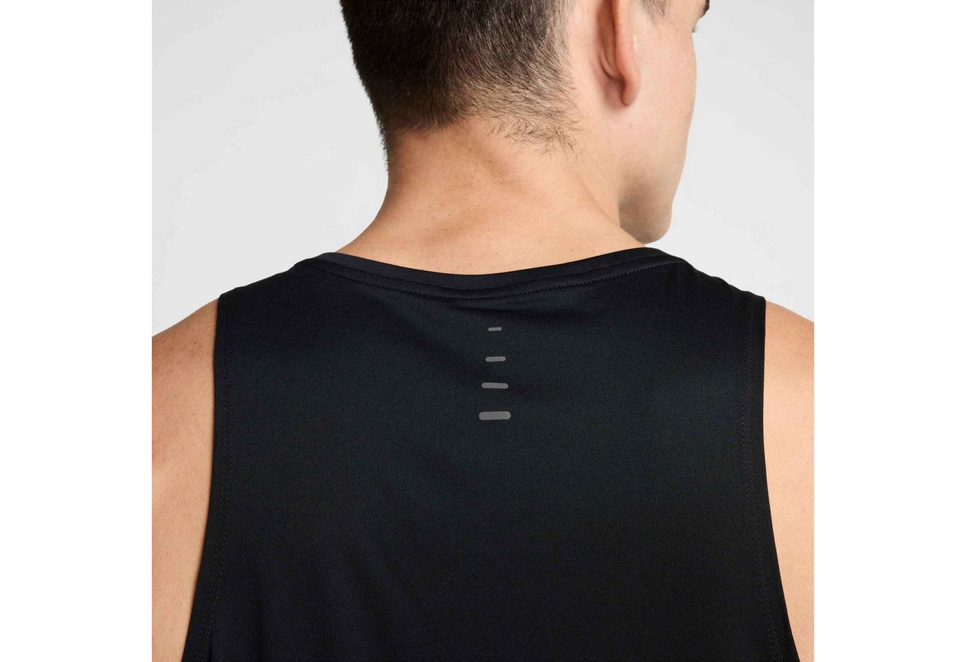 Nike Laufshirt Nike Stride Men's Dri-FIT ADV Running Tank Top mit reflektierenden Elementen, für Laufen, aus Polyester Bild 3