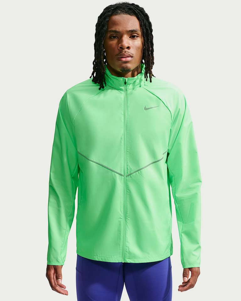 Nike Laufjacke M NK UV RPL MILER JKT mit Reißverschluss, atmungsaktiv, wasserabweisend, windabweisend Bild 4