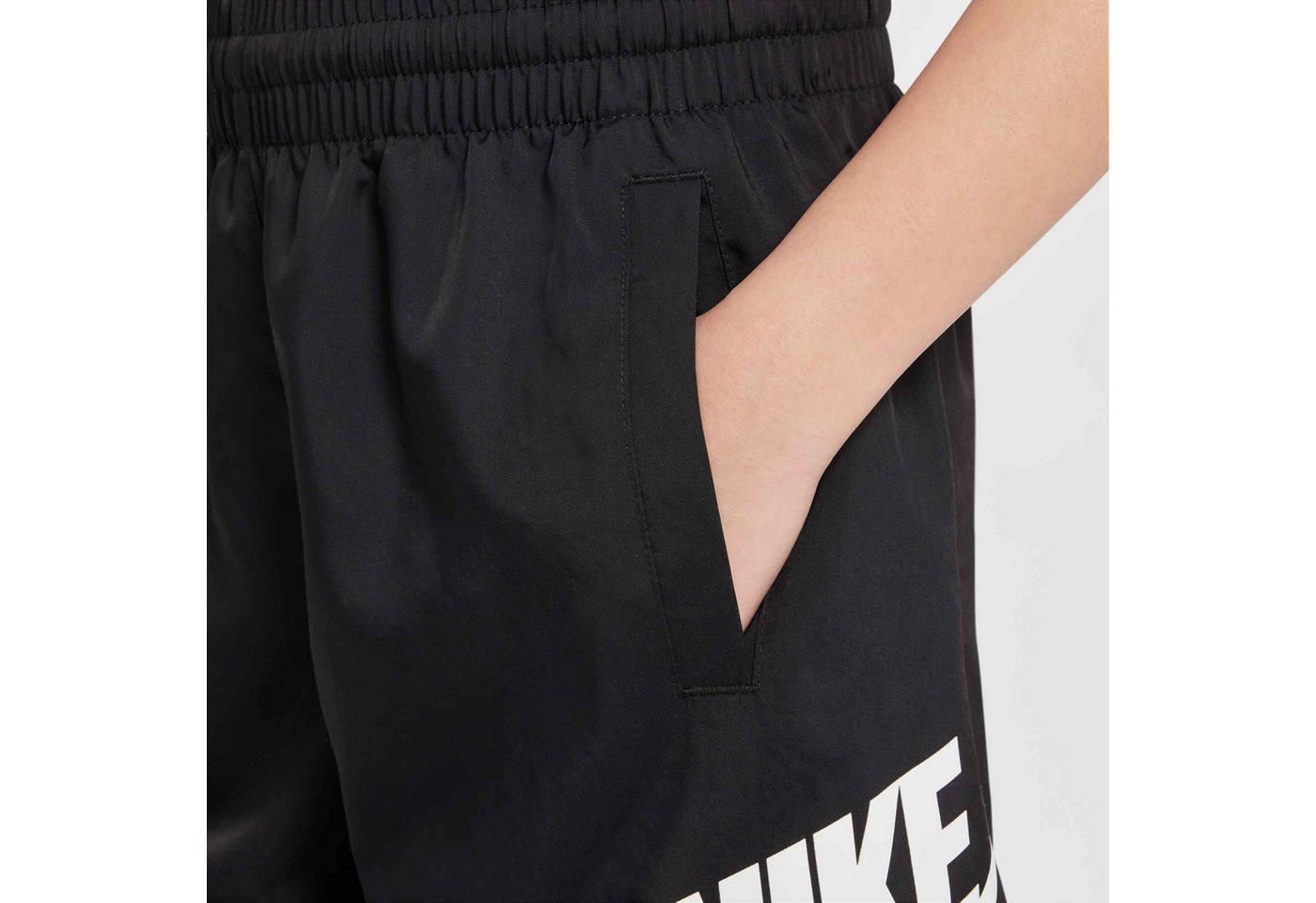 Nike Sportswear Trainingsshorts K NSW CLUB WVN SHORT 6IN HBR Für Kinder und Jugendliche