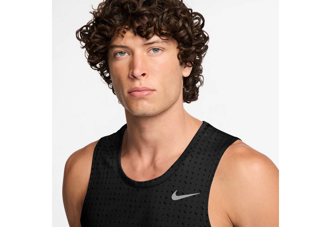 Nike Laufshirt M NK DF BREATHE MILER TANK für das Laufen entwickelt, mit Dri-FIT-Technologie, ärmelloses Design Bild 4