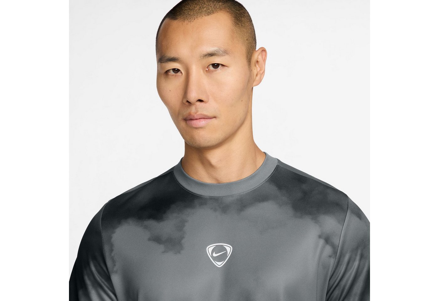 Nike Fußballtrikot M NK DF ACD+ SS TOP GX AOP Fußball, sportlicher Stil, leichtes Tragegefühl
