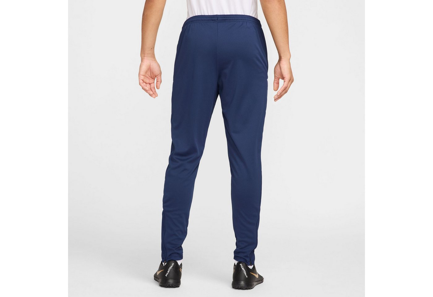 Nike Trainingshose Nike Academy Men's Dri-FIT Soccer Pants für Fußball und sportliche Aktivitäten geeignet, sportlicher Stil