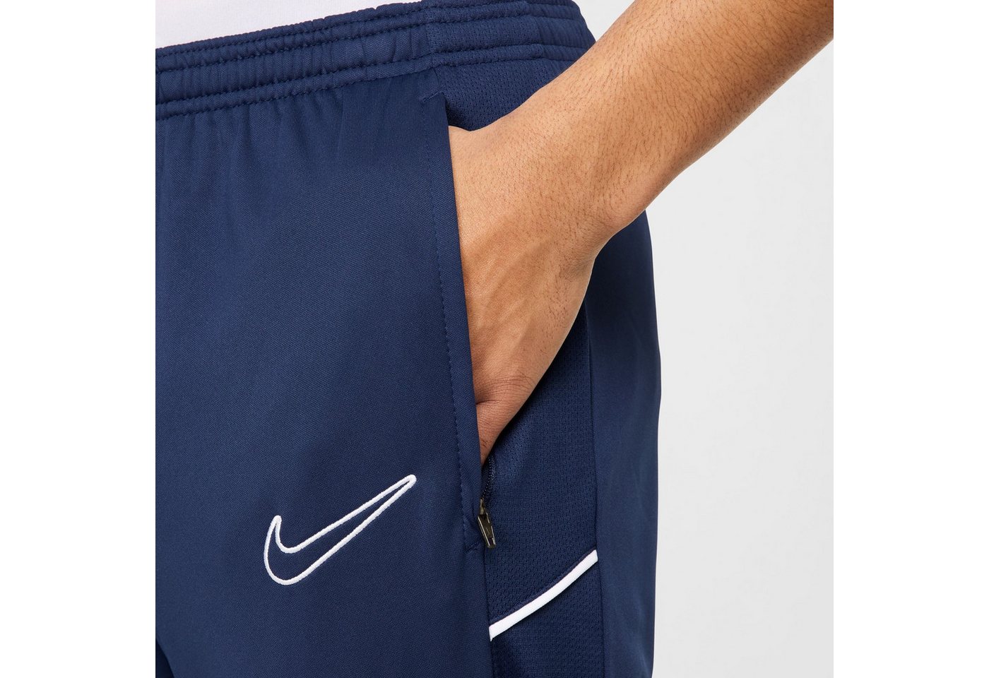 Nike Trainingshose Nike Academy Men's Dri-FIT Soccer Pants für Fußball und sportliche Aktivitäten geeignet, sportlicher Stil Bild 5