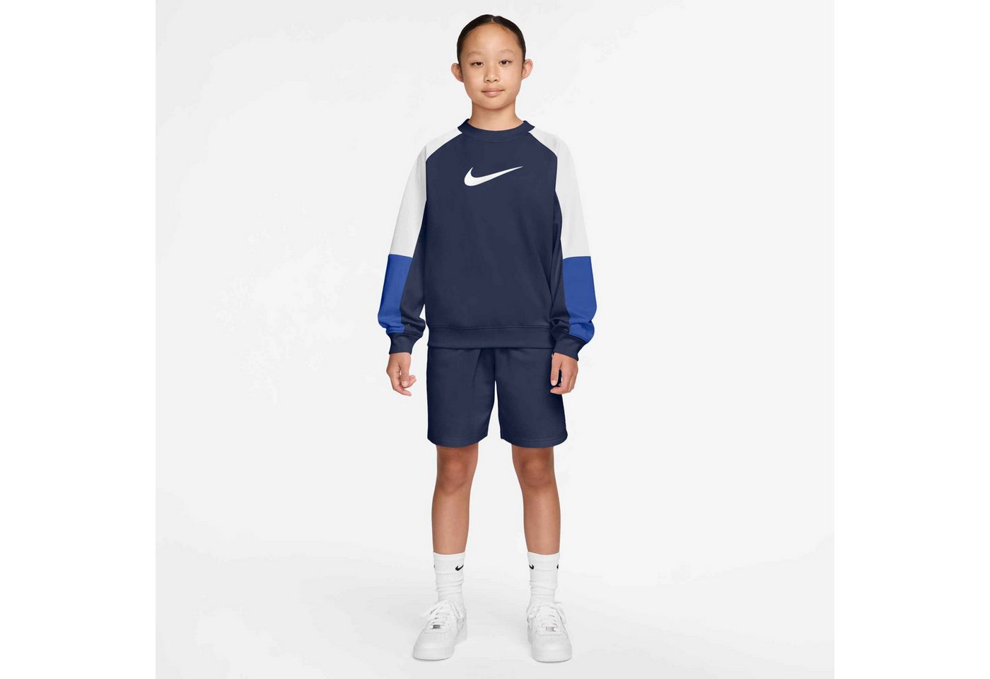 Nike Sportswear Trainingsanzug K NSW SHORTS TRACKSUIT CREW (2-tlg), für Kinder und Jugendliche, 2-teiliges Set, schweißableitend Bild 3